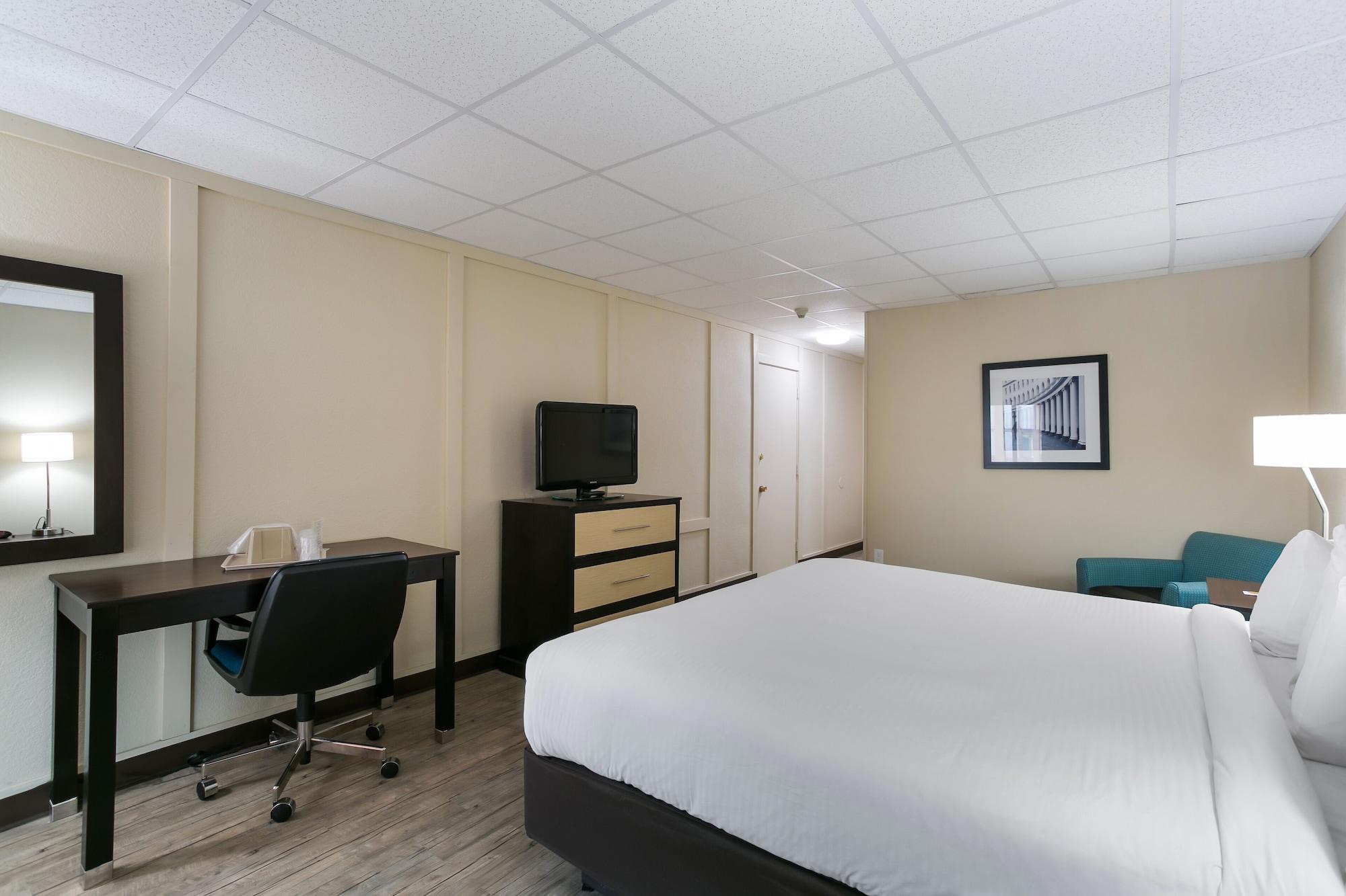 Eisenhower And Conference Center Hotel 3*